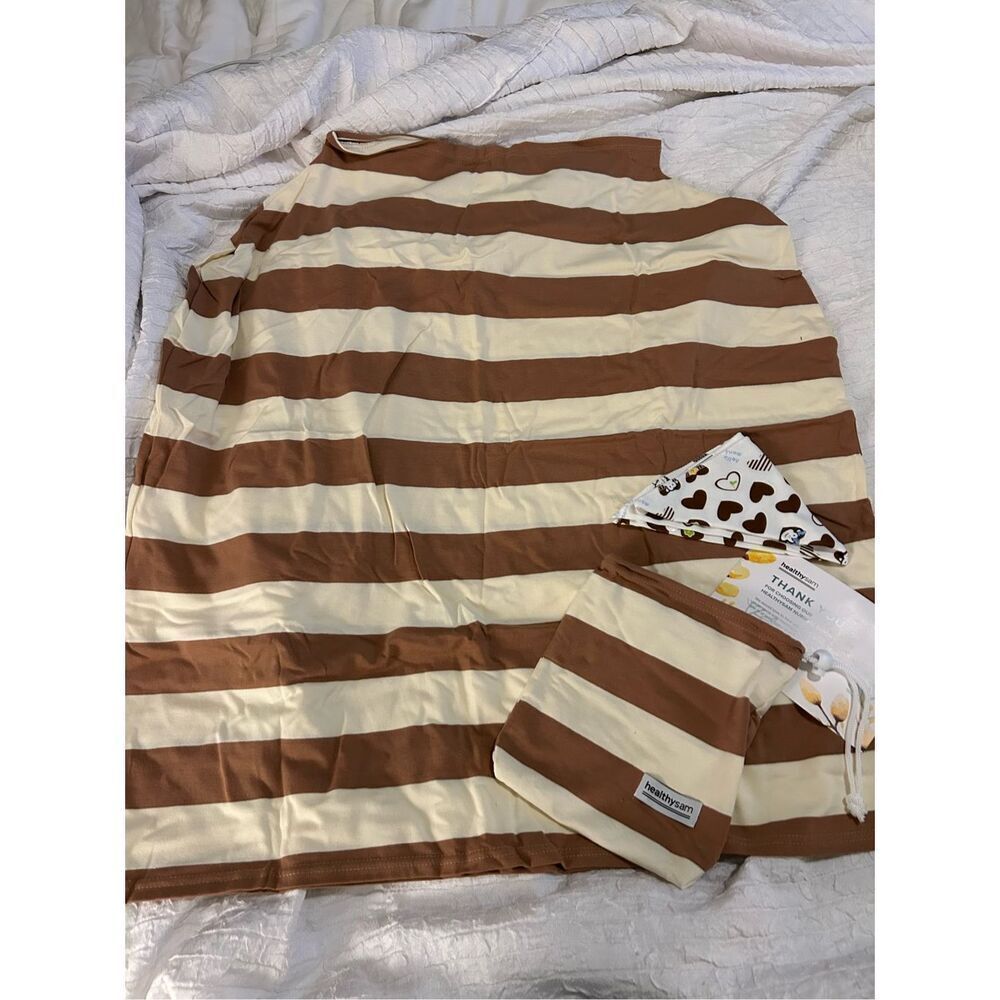 NEW NURSING COVER & BIB in Carrying Bag